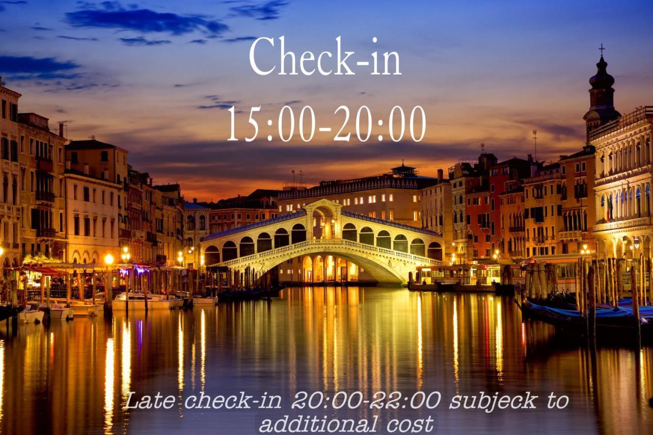 Venetian Mood Appartamento Bianco Exterior foto